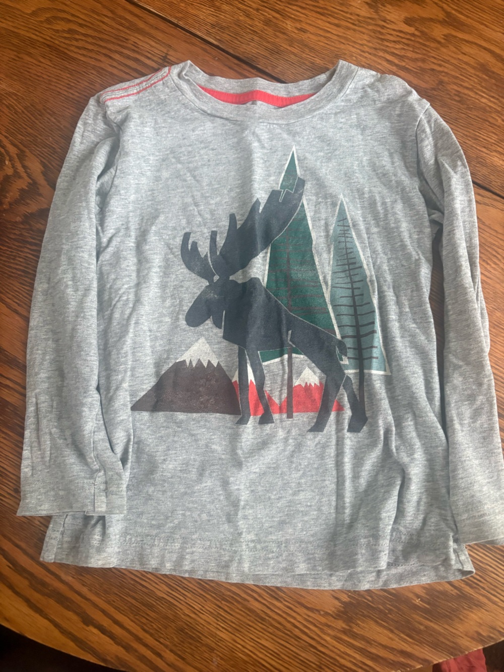 Tea Collection Gray Long Sleeve Moose Tee with Green and Red Accents